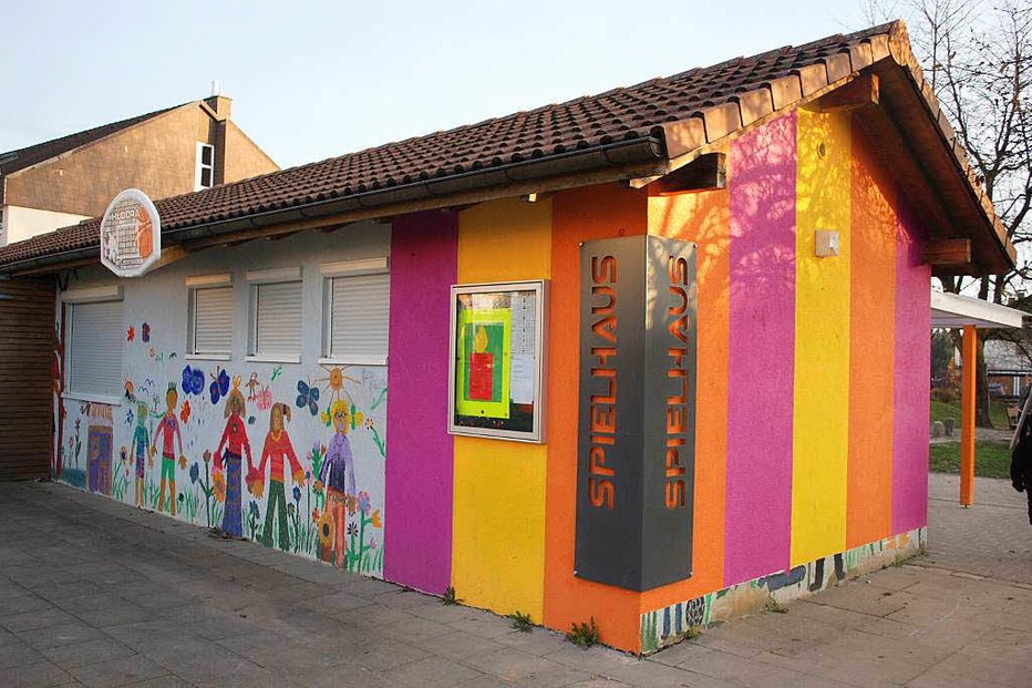 Kerzenküche Nollingen im Spielhaus - Rheinfelden Kerzenküche Nollingen im Spielhaus - Rheinfelden