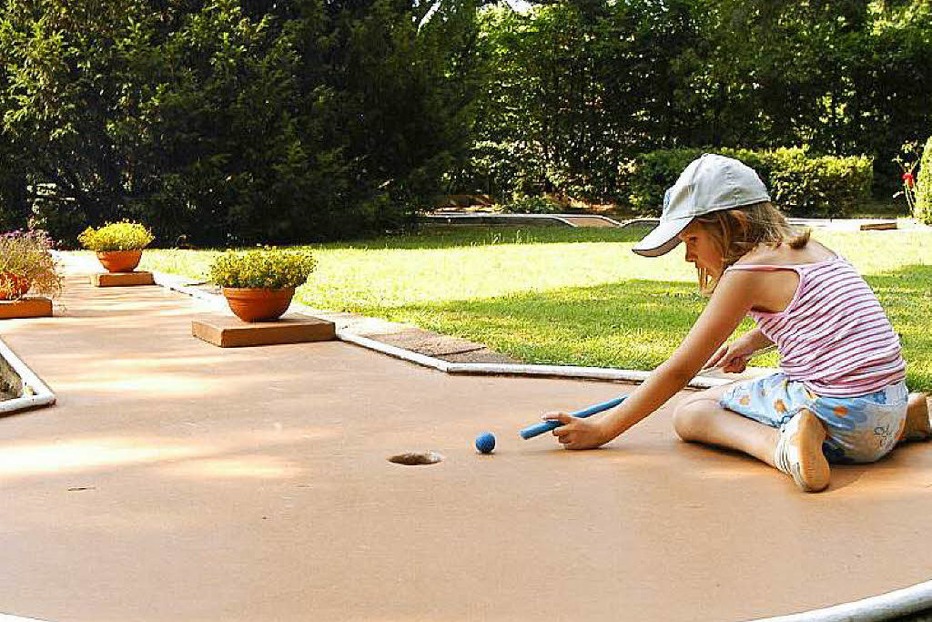 Minigolfplatz beim Wasserschloss - Inzlingen Minigolfplatz beim Wasserschloss - Inzlingen