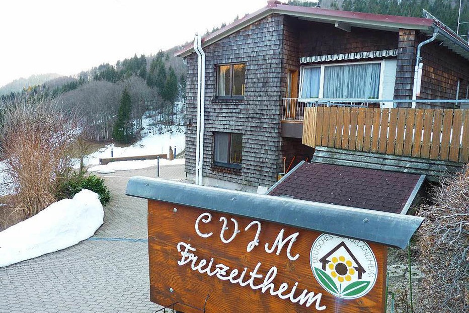 Belchenhöfe (CVJM-Freizeit- und Jugendbildungsstätte) - Kleines Wiesental Belchenhöfe (CVJM-Freizeit- und Jugendbildungsstätte) - Kleines Wiesental