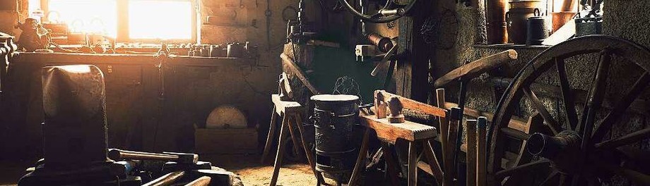 Wie traditionelle Handwerker ums Überleben kämpfen Wie traditionelle Handwerker ums Überleben kämpfen