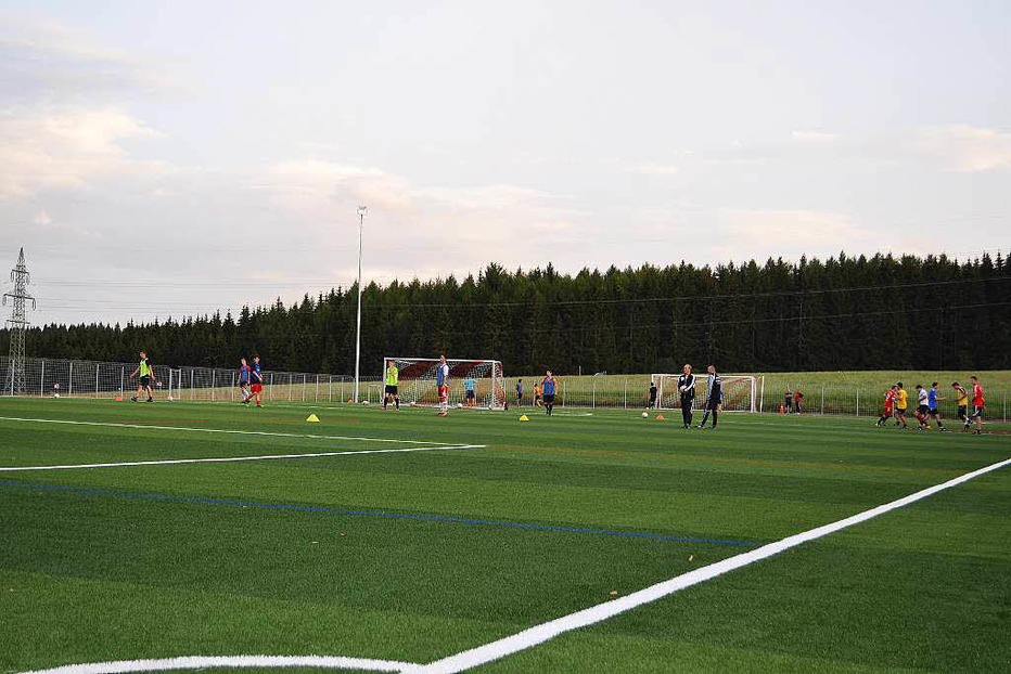 Sportplatz - Friedenweiler Sportplatz - Friedenweiler