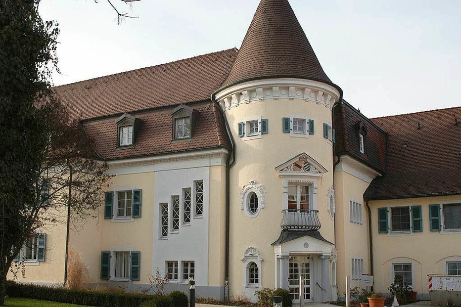 Pflegeheim Schloss Rheinweiler - Bad Bellingen Pflegeheim Schloss Rheinweiler - Bad Bellingen