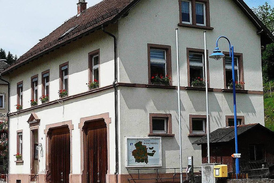 Rathaus - Biederbach Rathaus - Biederbach