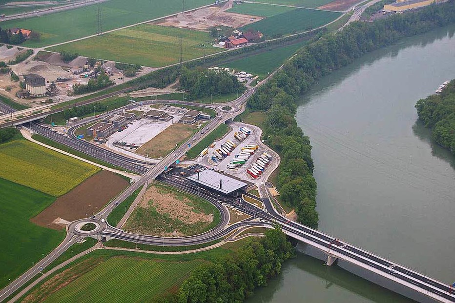 Gemeinschaftszollanlage Rheinfelden-Autobahn - Rheinfelden Gemeinschaftszollanlage Rheinfelden-Autobahn - Rheinfelden