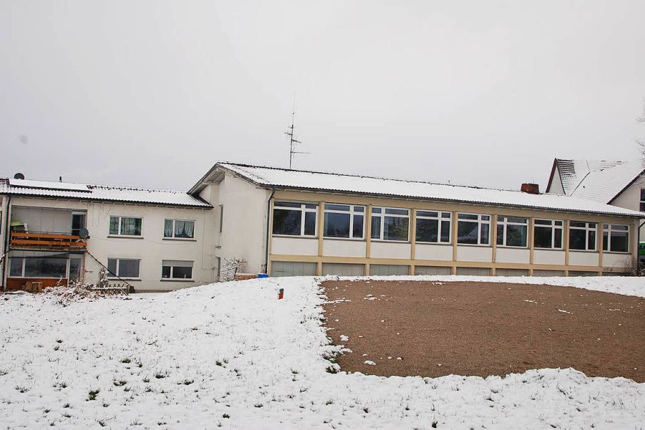 Ehemalige Dinkelbergschule Adelhausen - Rheinfelden Ehemalige Dinkelbergschule Adelhausen - Rheinfelden