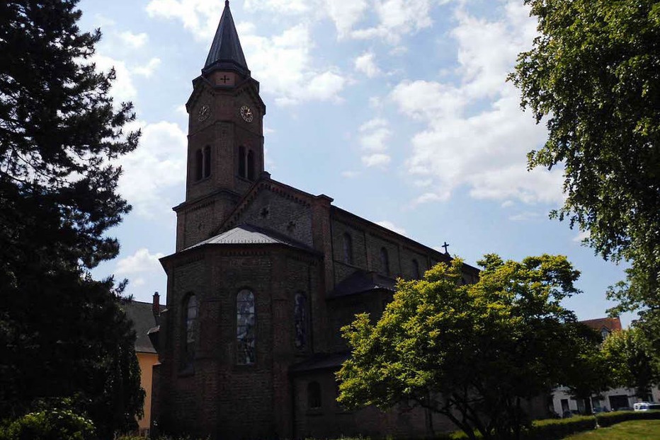 Kath. Kirche St. Bonifatius - Lörrach Kath. Kirche St. Bonifatius - Lörrach