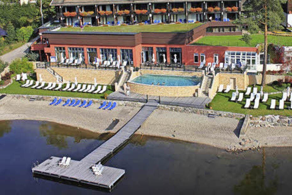 Hallenschwimmbad (Schwarzwaldhotel Titisee) - Titisee-Neustadt Hallenschwimmbad (Schwarzwaldhotel Titisee) - Titisee-Neustadt