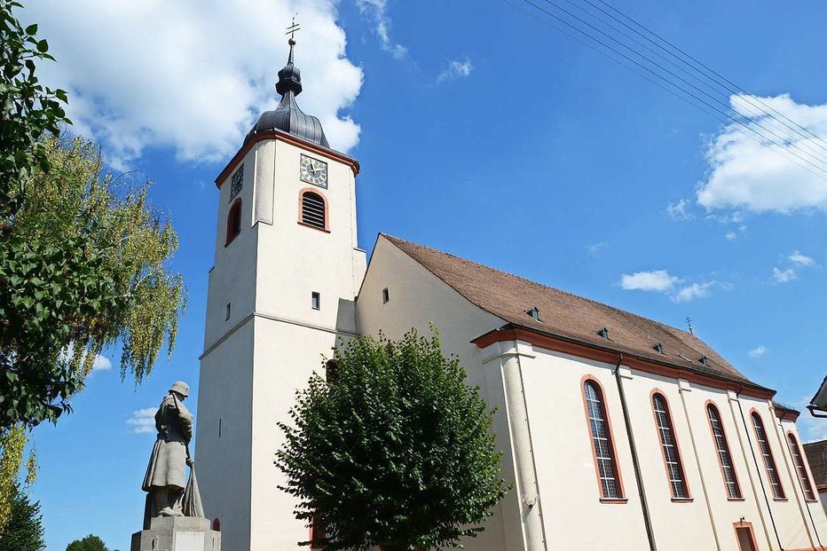 Katholische Kirche Sankt Cosmas und Damian (Jechtingen) - Sasbach Katholische Kirche Sankt Cosmas und Damian (Jechtingen) - Sasbach