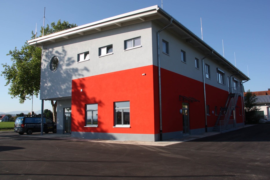 Feuerwehrgerätehaus Gündlingen - Breisach Feuerwehrgerätehaus Gündlingen - Breisach