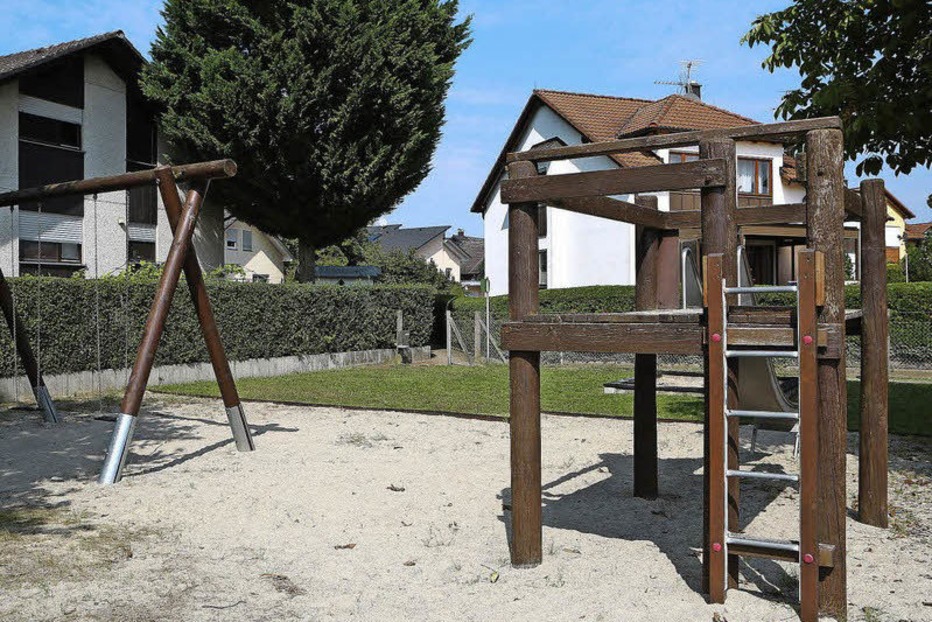 Spielplatz Nelkenweg (Ichenheim) - Neuried Spielplatz Nelkenweg (Ichenheim) - Neuried