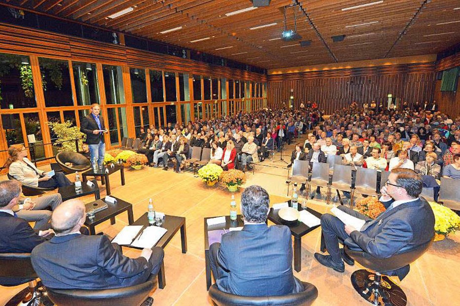 Turn- und Festhalle - Gundelfingen Turn- und Festhalle - Gundelfingen