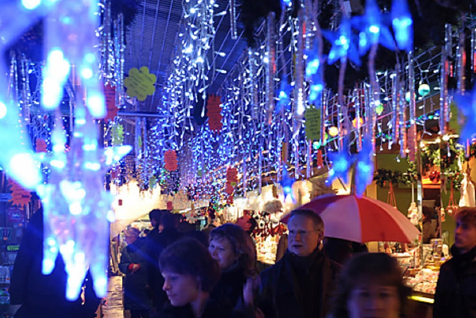 Vielfalt: Weihnachtsdrfer in Straburg - Badische Zeitung TICKET