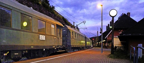 Weihnachtliche Nostalgiefahrten mit der Dreiseenbahn - Badische Zeitung TICKET