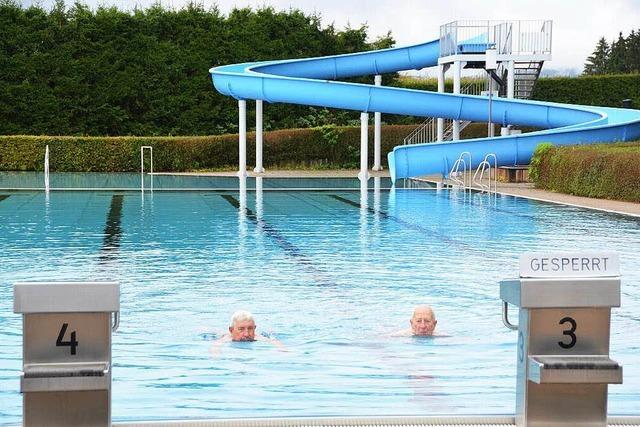 Schwimmbad flirten