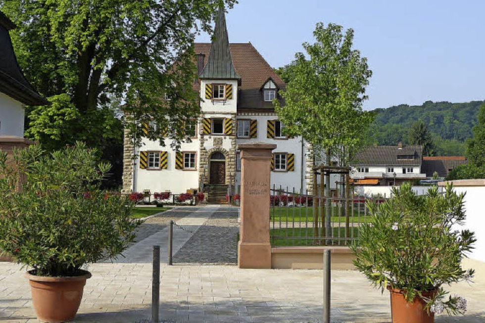 Die Schliengener Weintage finden erstmals im Schlosspark statt - Badische Zeitung TICKET