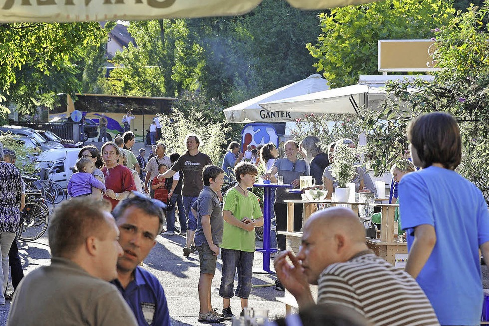 Im Ganter-Biergarten darf man sein Essen mitbringen. - Badische Zeitung TICKET