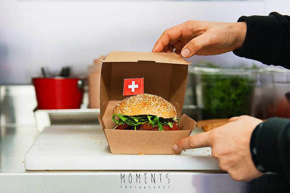Mrs. Burger Food Truck - Basel
