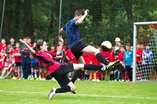 Sportplatz Yach