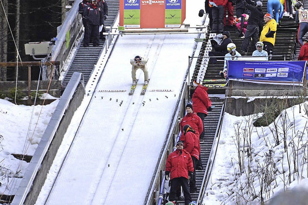 Zur Skisprungschanze in Titisee-Neustadt - Badische Zeitung TICKET
