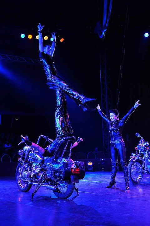 Weihnachts-Circus "Circolo": Eine Wunderwelt in der Manege - Badische Zeitung TICKET