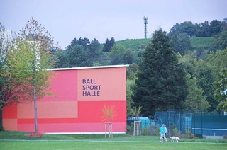 Ballsporthalle