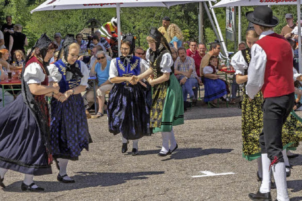 Mit der Schwarzwald Volkstanzgruppe Grafenhausen in Grafenhausen - Badische Zeitung TICKET