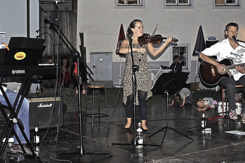 Mit Land- und Blserjugend, Herbstfestmusikanten, Gruppe Viadukt, Miss Mllers Mucke, Bewirtung, Kinderprogramm - Badische Zeitung TICKET