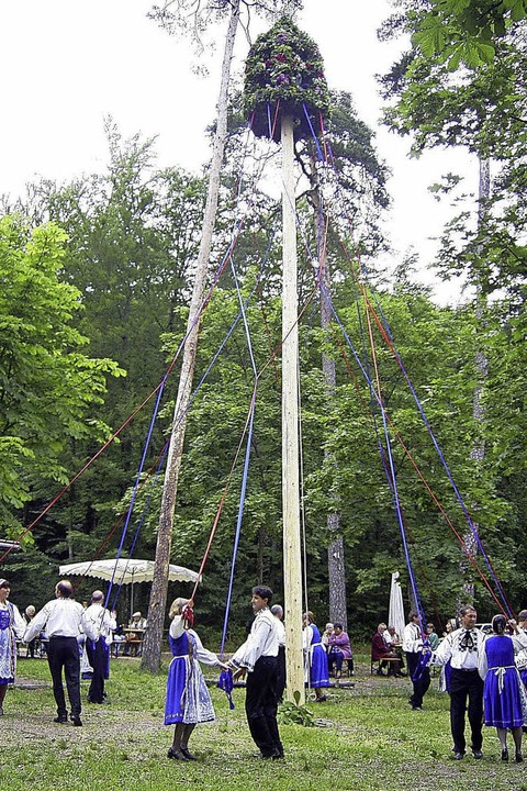 Siebenbrger Sachsen feiern in der Waldschnke - Badische Zeitung TICKET