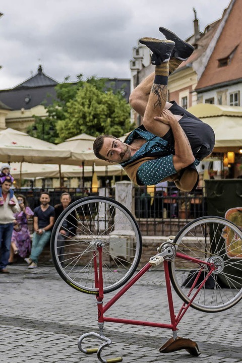 DoStaunsch: Komdie, Zirkuskunst mit Les Dudes (Philippe Dreyfuss und Francis Gadbois) in Schluchsee - Badische Zeitung TICKET