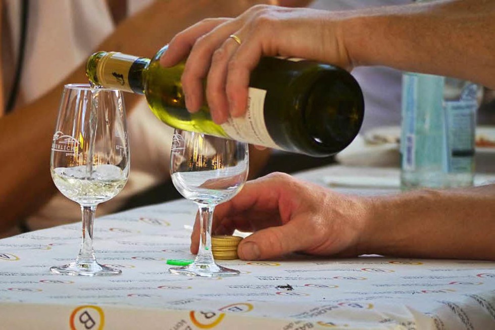 Das Breisacher Weinfest beginnt &#8211; ber 350 Tropfen stehen zur Auswahl - Badische Zeitung TICKET