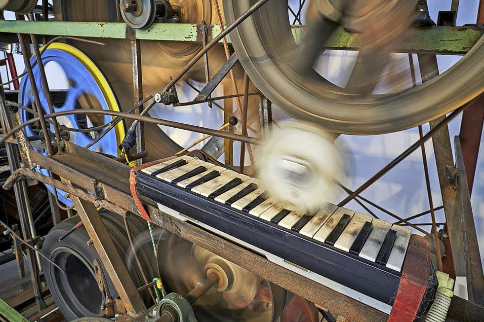 Konzerte, Fhrungen und Workshops zur Ausstellung "Musikmaschinen / Maschinenmusik" im Museum Tinguely - Badische Zeitung TICKET