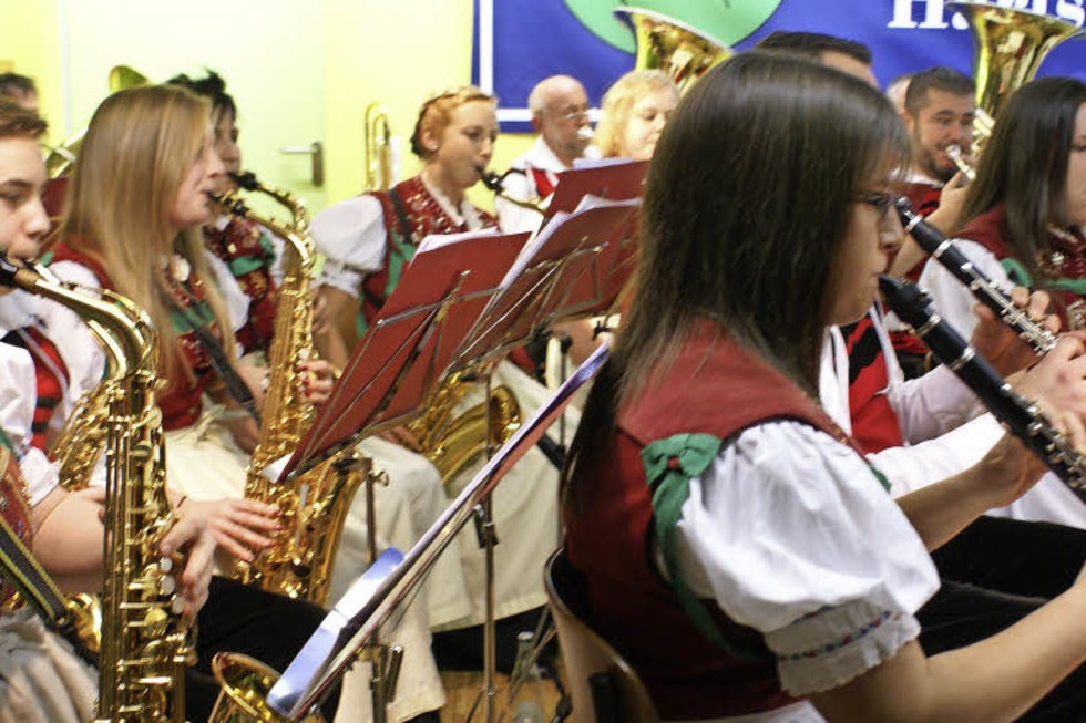 Herbst- und Schlachtfest in der Dorfhalle - Badische Zeitung TICKET