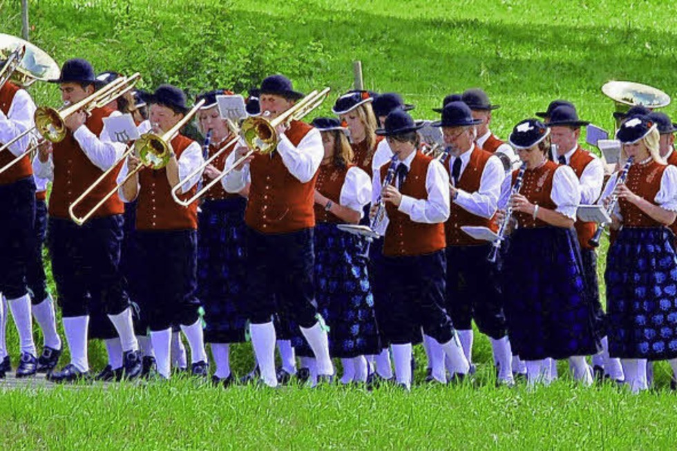 Annafest mit Blaskapellen, Trachten- und Heimatverein, den "Happy Shakers" in Hchenschwand-Tiefenhusern - Badische Zeitung TICKET