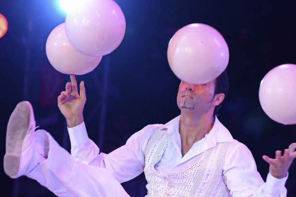 Zirkus Charles Knie in Freiburg - Badische Zeitung TICKET