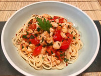 Crevetten-Tomaten-Ragout mit Spaghetti &#8211; ein ausgefallenes Sommeressen