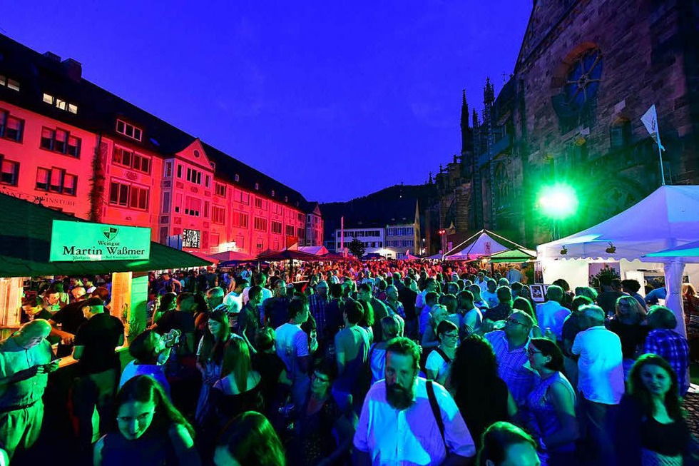 Am Donnerstag beginnt das Freiburger Weinfest - Badische Zeitung TICKET