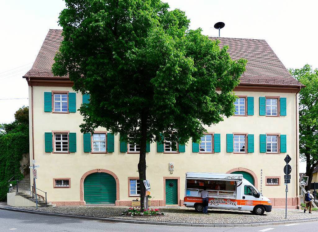 Rathaus Opfingen Freiburg Badische Zeitung TICKET