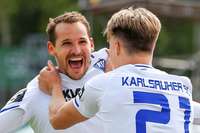 Karlsruher SC kehrt in 2. Fuball-Bundesliga zurck