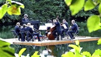 Stuttgarter Saloniker spielen Wassermusiken