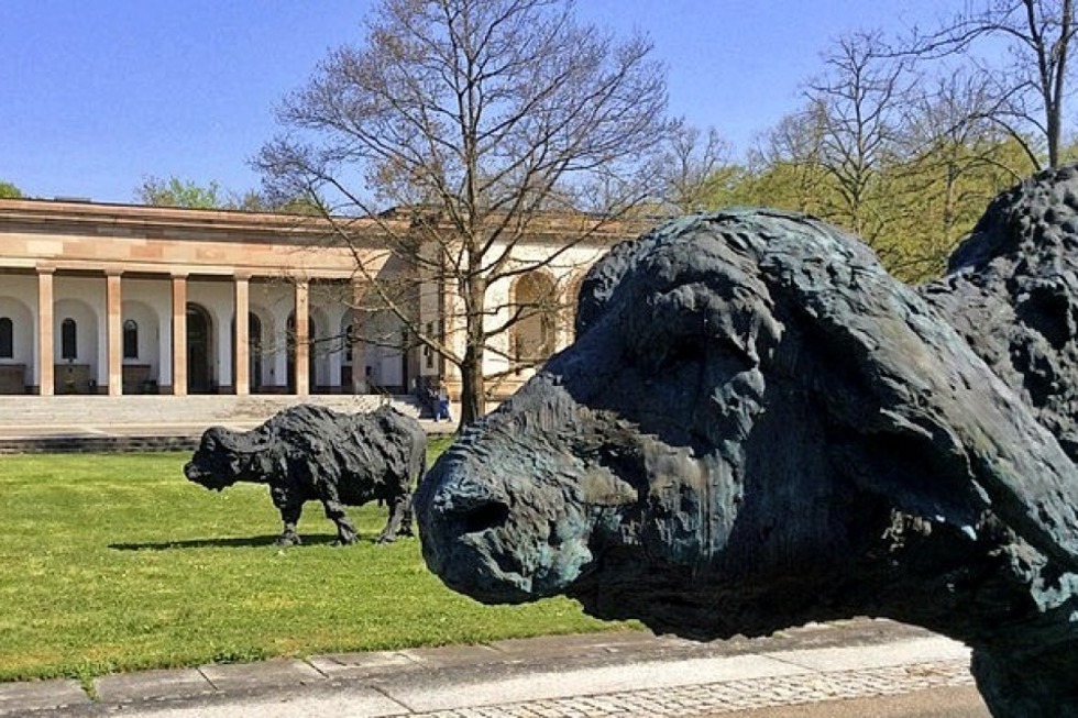 Fhrung und Buchprsentation mit Davide Rivalta auf dem Friedhof Hrnli in Riehen - Badische Zeitung TICKET