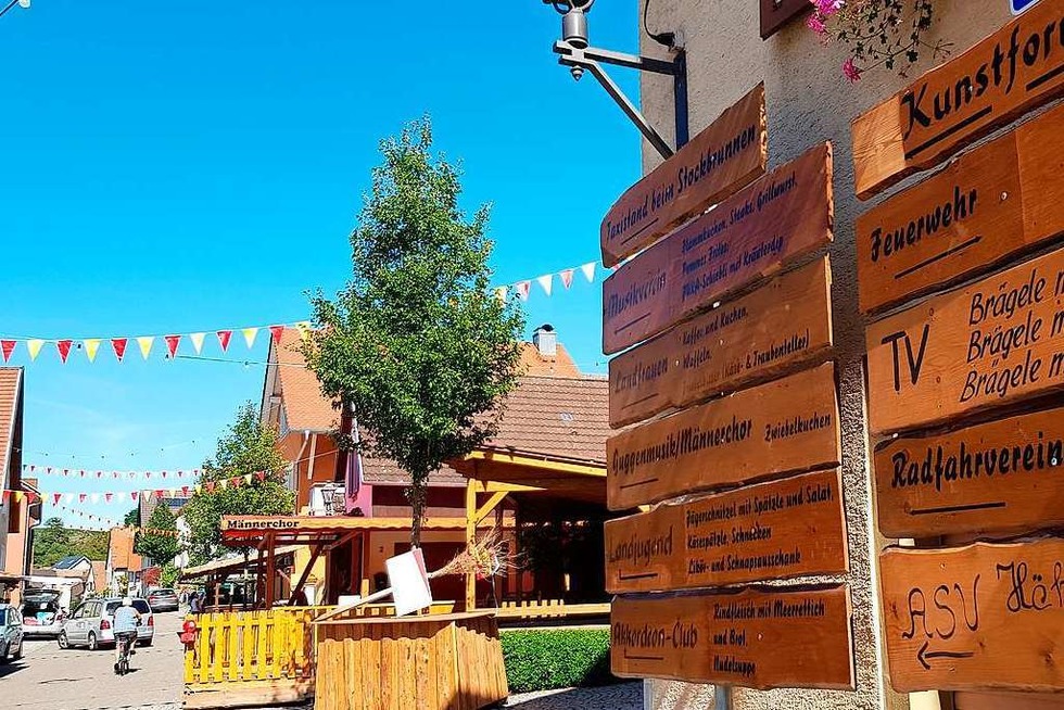 Das Merdinger Gassenfest ldt am Wochenende zu Wein und Musik - Badische Zeitung TICKET