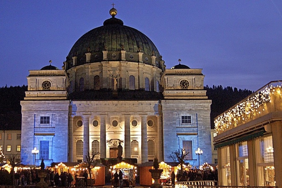 Musik, Farbenspiel und Kutschfahrten rund um den Dom von St. Blasien - Badische Zeitung TICKET