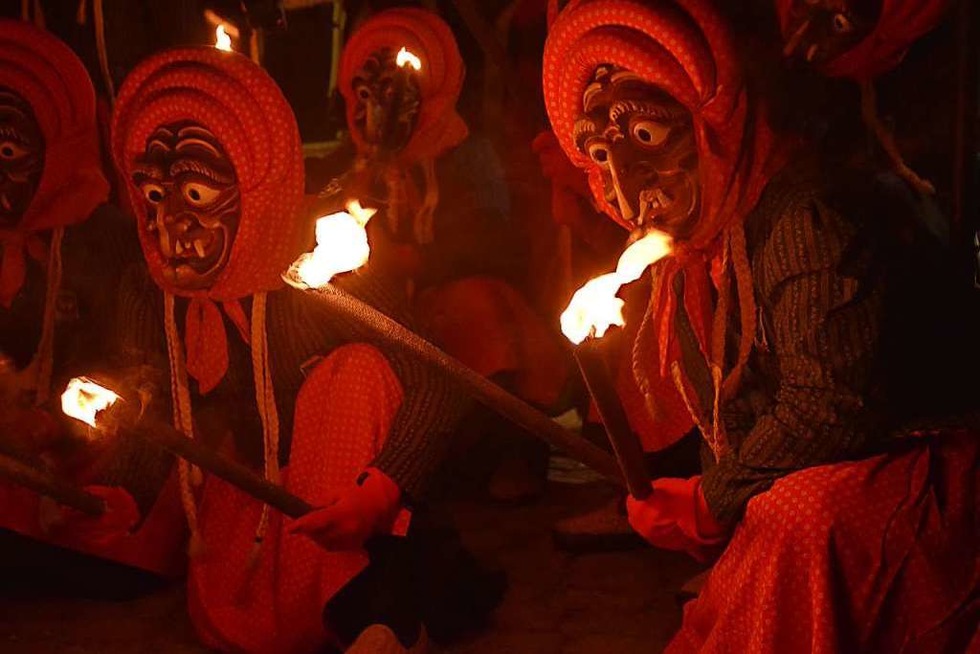 Hexensabbat der Kandelhexen am Fasnetsamstag in Waldkirch - Badische Zeitung TICKET