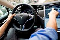 Teslas Werbung mit Autopiloten droht gerichtlicher Stopp
