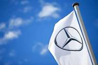 Daimler schreibt rote Zahlen und muss noch mehr sparen