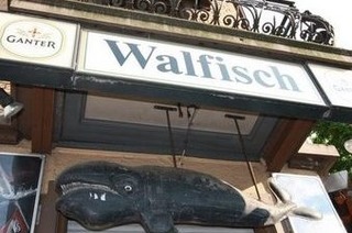 Walfisch (geschlossen)