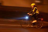 Radfahrer knnen einiges tun, um ihre Sichtbarkeit und Sicherheit zu erhhen