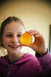 Gummi-Ei und Strkespa: Diese Kchenexperimente machen Kindern Spa - Badische Zeitung TICKET