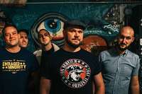 Freiburger Band setzt Querdenkern "Strickpullover"-Song entgegen