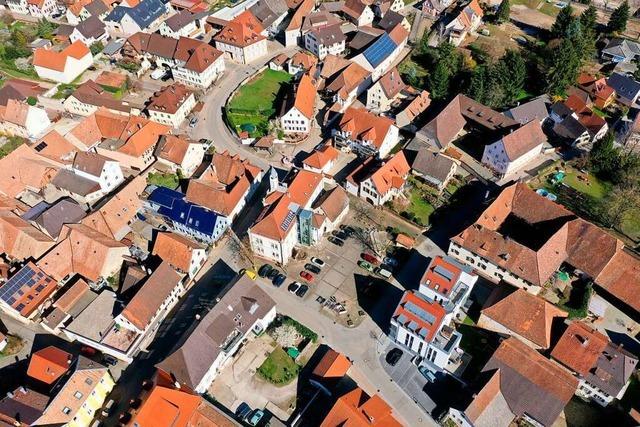 Brgermeisterwahl in Auggen: 3 Kandidaten, 9 Fragen, 27 Antworten